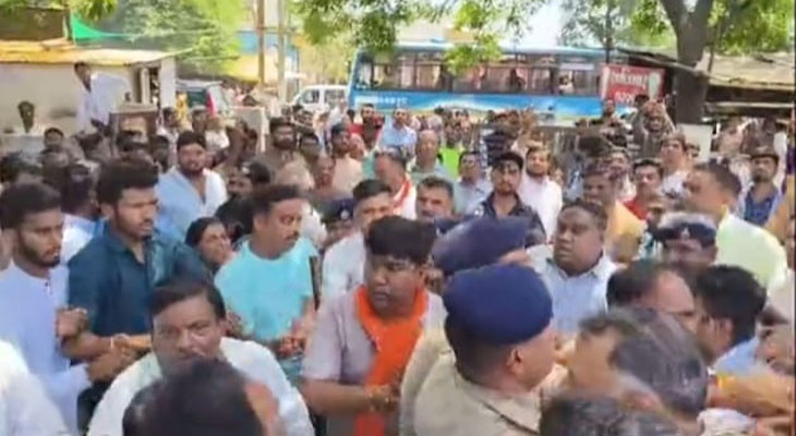 Aajkaal Daily (Desh Pardesh Ni Aajkaal)