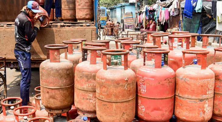 Aajkaal Daily (Desh Pardesh Ni Aajkaal)