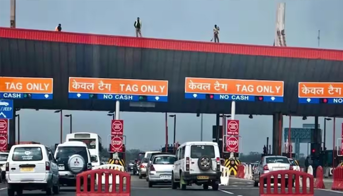 Aajkaal Daily (Desh Pardesh Ni Aajkaal)