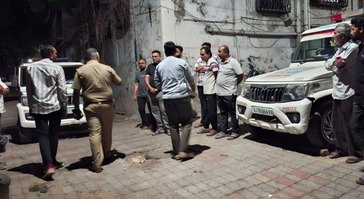 Aajkaal Daily (Desh Pardesh Ni Aajkaal)