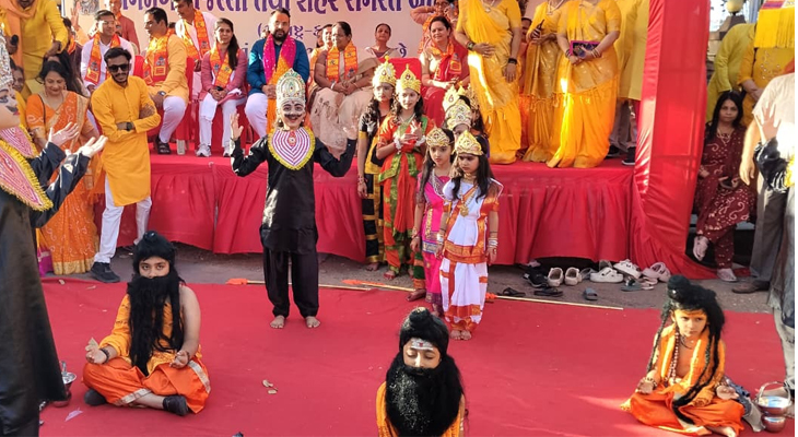 Aajkaal Daily (Desh Pardesh Ni Aajkaal)