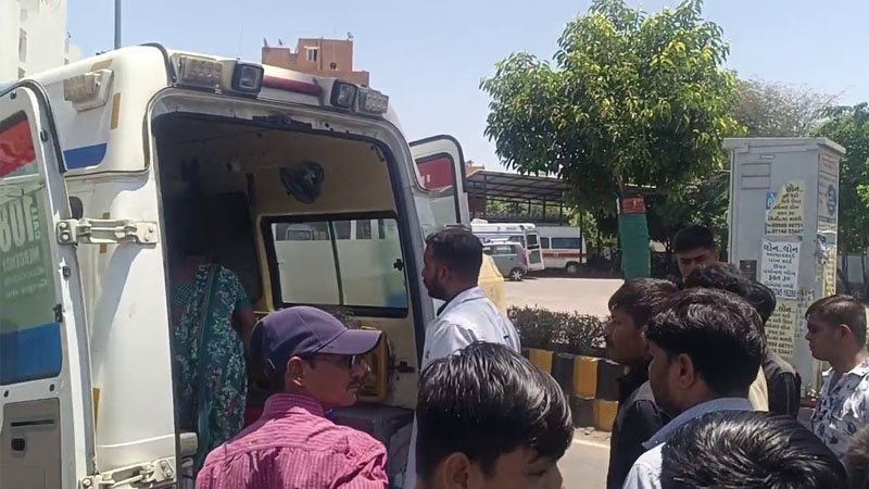 Aajkaal Daily (Desh Pardesh Ni Aajkaal)