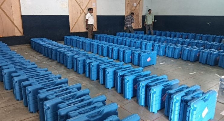 Aajkaal Daily (Desh Pardesh Ni Aajkaal)