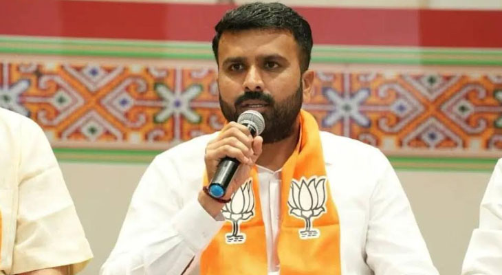 Aajkaal Daily (Desh Pardesh Ni Aajkaal)