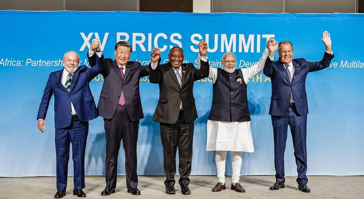 Aajkaal Daily (Desh Pardesh Ni Aajkaal)