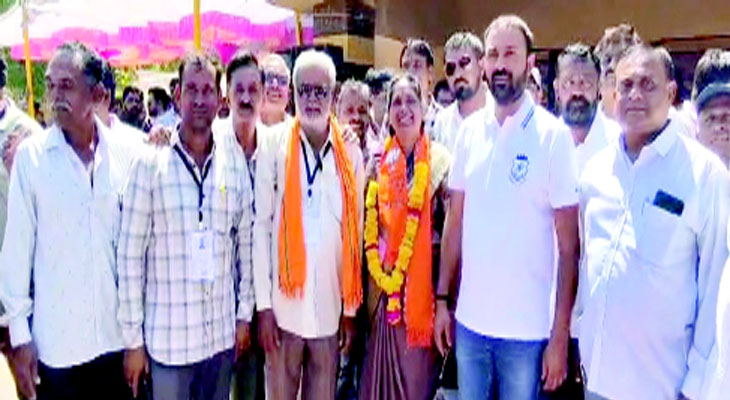 Aajkaal Daily (Desh Pardesh Ni Aajkaal)