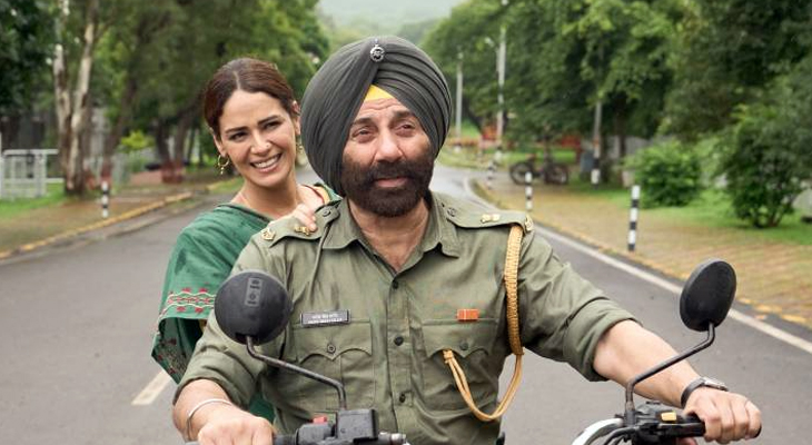 Aajkaal Daily (Desh Pardesh Ni Aajkaal)