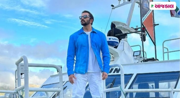 Aajkaal Daily (Desh Pardesh Ni Aajkaal)