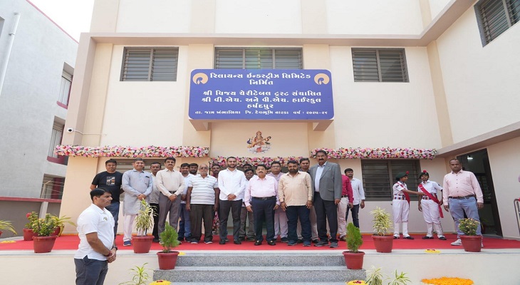 Aajkaal Daily (Desh Pardesh Ni Aajkaal)