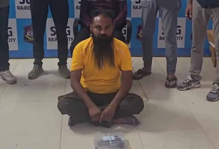 Aajkaal Daily (Desh Pardesh Ni Aajkaal)