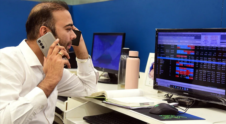 Aajkaal Daily (Desh Pardesh Ni Aajkaal)