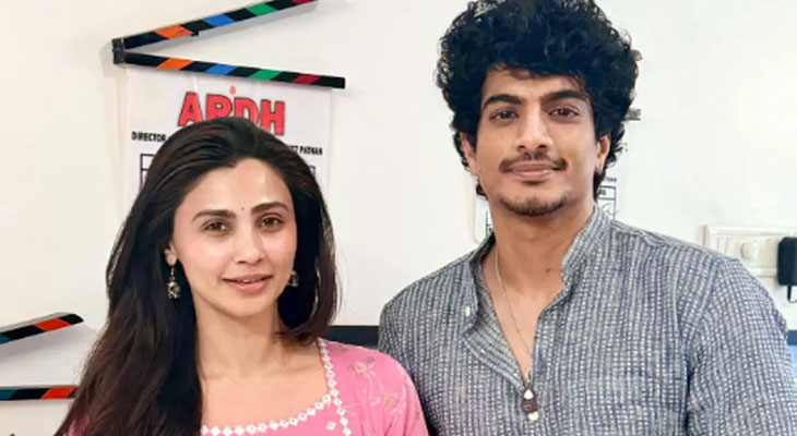 Aajkaal Daily (Desh Pardesh Ni Aajkaal)