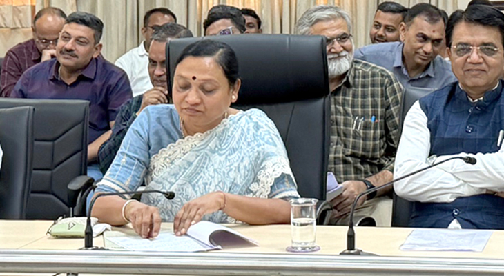 Aajkaal Daily (Desh Pardesh Ni Aajkaal)