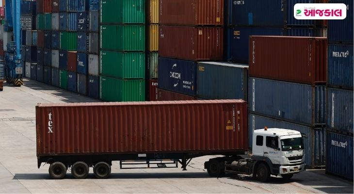 Aajkaal Daily (Desh Pardesh Ni Aajkaal)