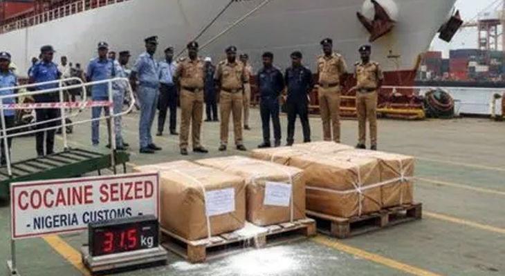 Aajkaal Daily (Desh Pardesh Ni Aajkaal)