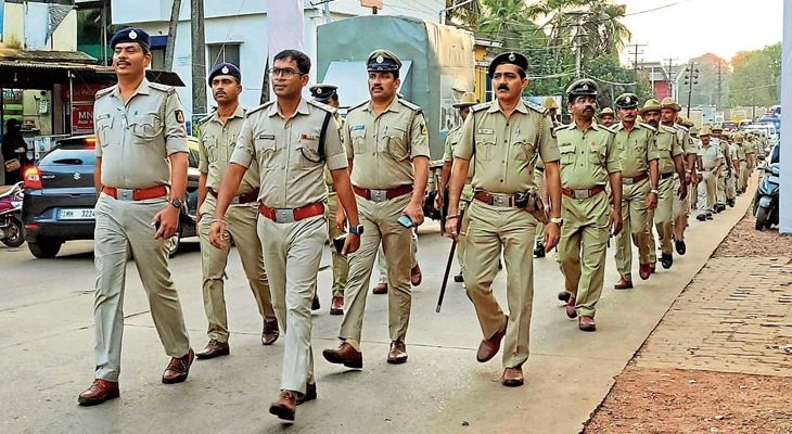 Aajkaal Daily (Desh Pardesh Ni Aajkaal)