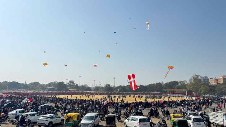 Aajkaal Daily (Desh Pardesh Ni Aajkaal)