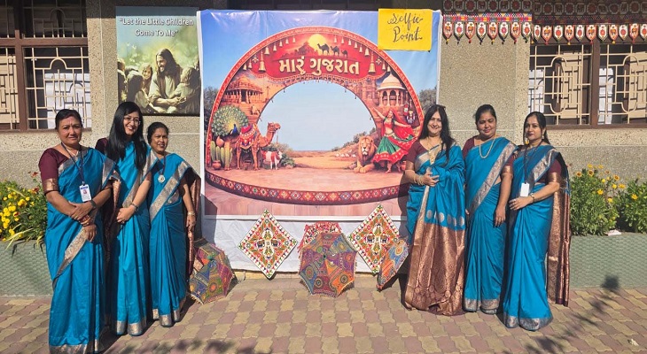 Aajkaal Daily (Desh Pardesh Ni Aajkaal)