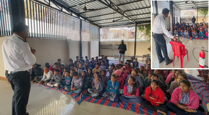 Aajkaal Daily (Desh Pardesh Ni Aajkaal)