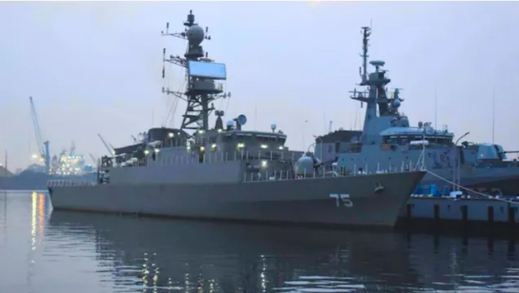 Aajkaal Daily (Desh Pardesh Ni Aajkaal)