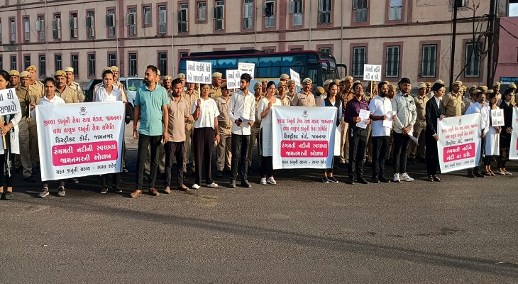 Aajkaal Daily (Desh Pardesh Ni Aajkaal)