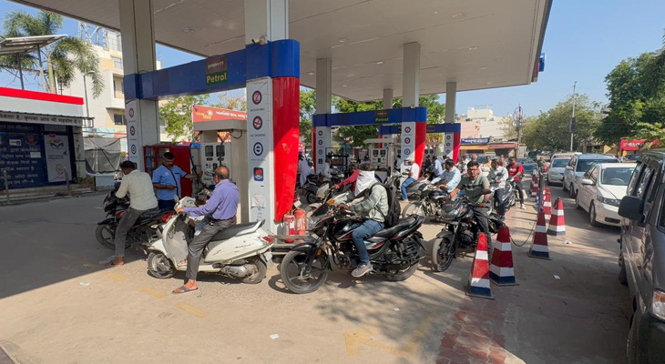 Aajkaal Daily (Desh Pardesh Ni Aajkaal)