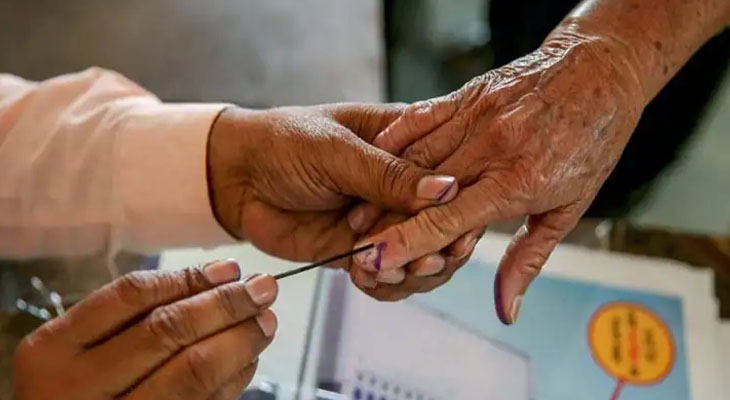 Aajkaal Daily (Desh Pardesh Ni Aajkaal)