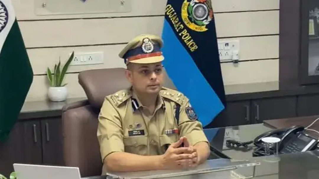 Aajkaal Daily (Desh Pardesh Ni Aajkaal)