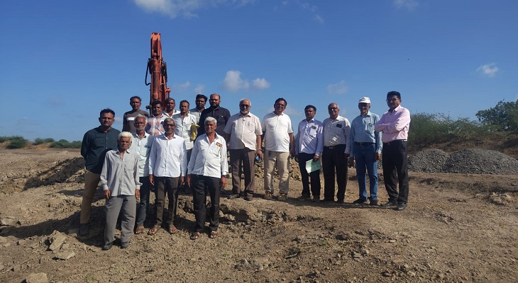 Aajkaal Daily (Desh Pardesh Ni Aajkaal)