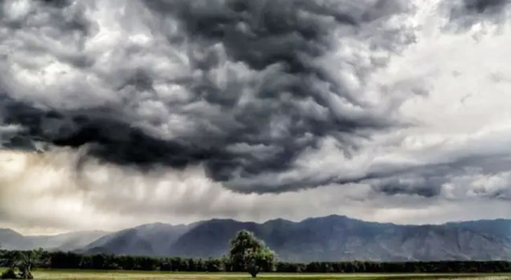 Aajkaal Daily (Desh Pardesh Ni Aajkaal)