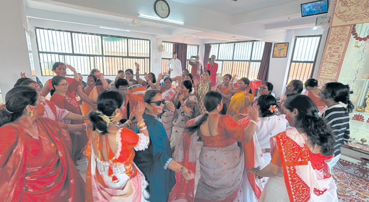 Aajkaal Daily (Desh Pardesh Ni Aajkaal)