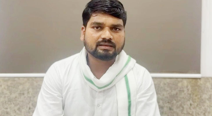 Aajkaal Daily (Desh Pardesh Ni Aajkaal)