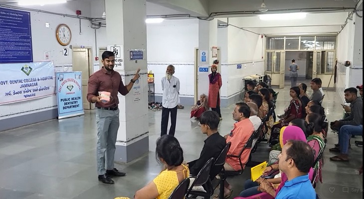 Aajkaal Daily (Desh Pardesh Ni Aajkaal)