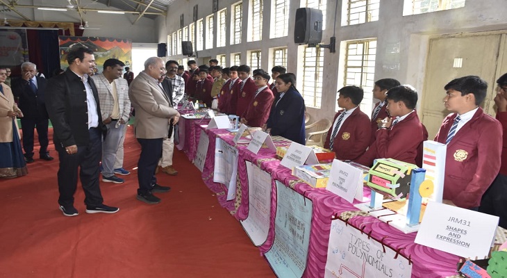 Aajkaal Daily (Desh Pardesh Ni Aajkaal)