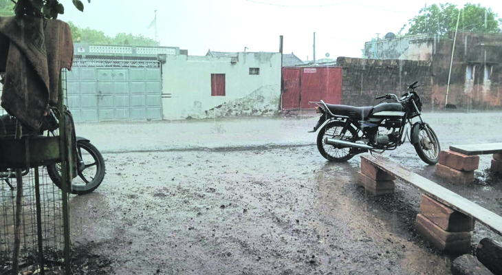 Aajkaal Daily (Desh Pardesh Ni Aajkaal)