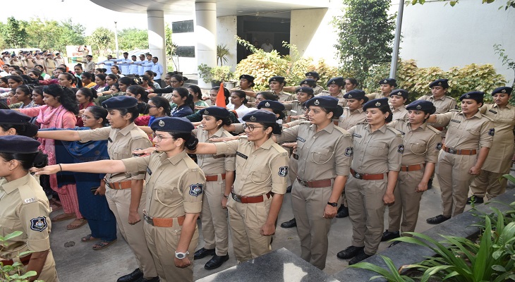 Aajkaal Daily (Desh Pardesh Ni Aajkaal)