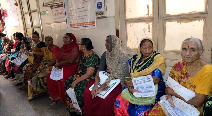 Aajkaal Daily (Desh Pardesh Ni Aajkaal)