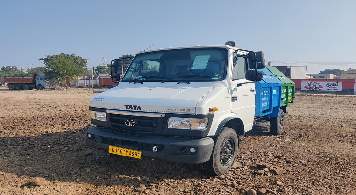 Aajkaal Daily (Desh Pardesh Ni Aajkaal)