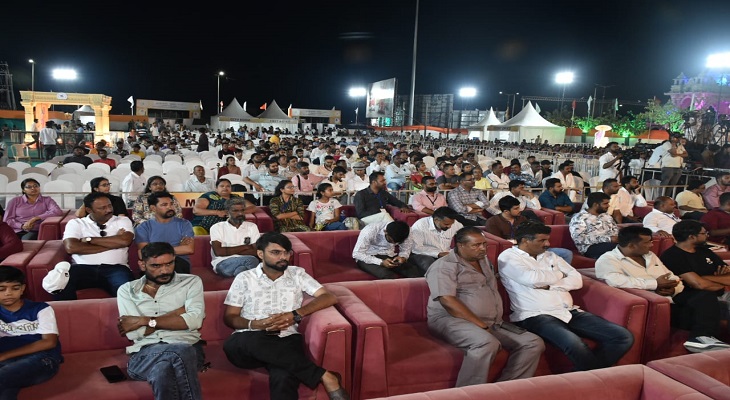 Aajkaal Daily (Desh Pardesh Ni Aajkaal)