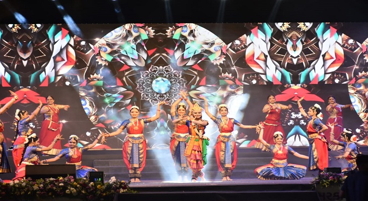 Aajkaal Daily (Desh Pardesh Ni Aajkaal)