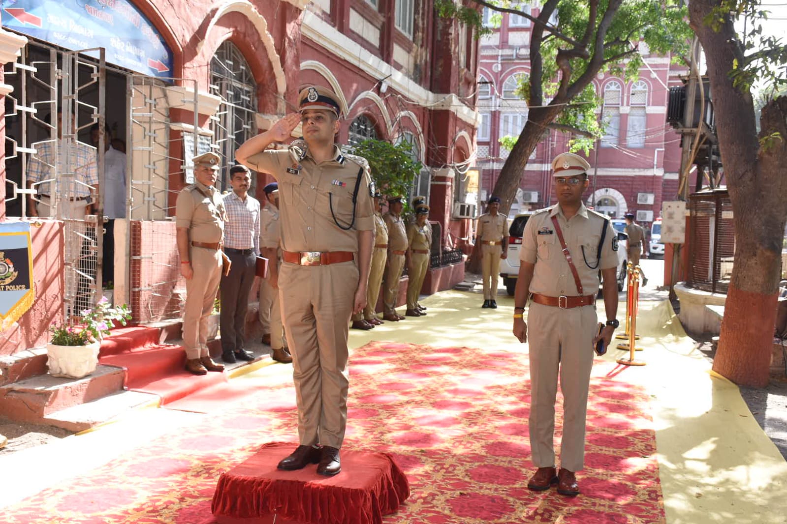 Aajkaal Daily (Desh Pardesh Ni Aajkaal)