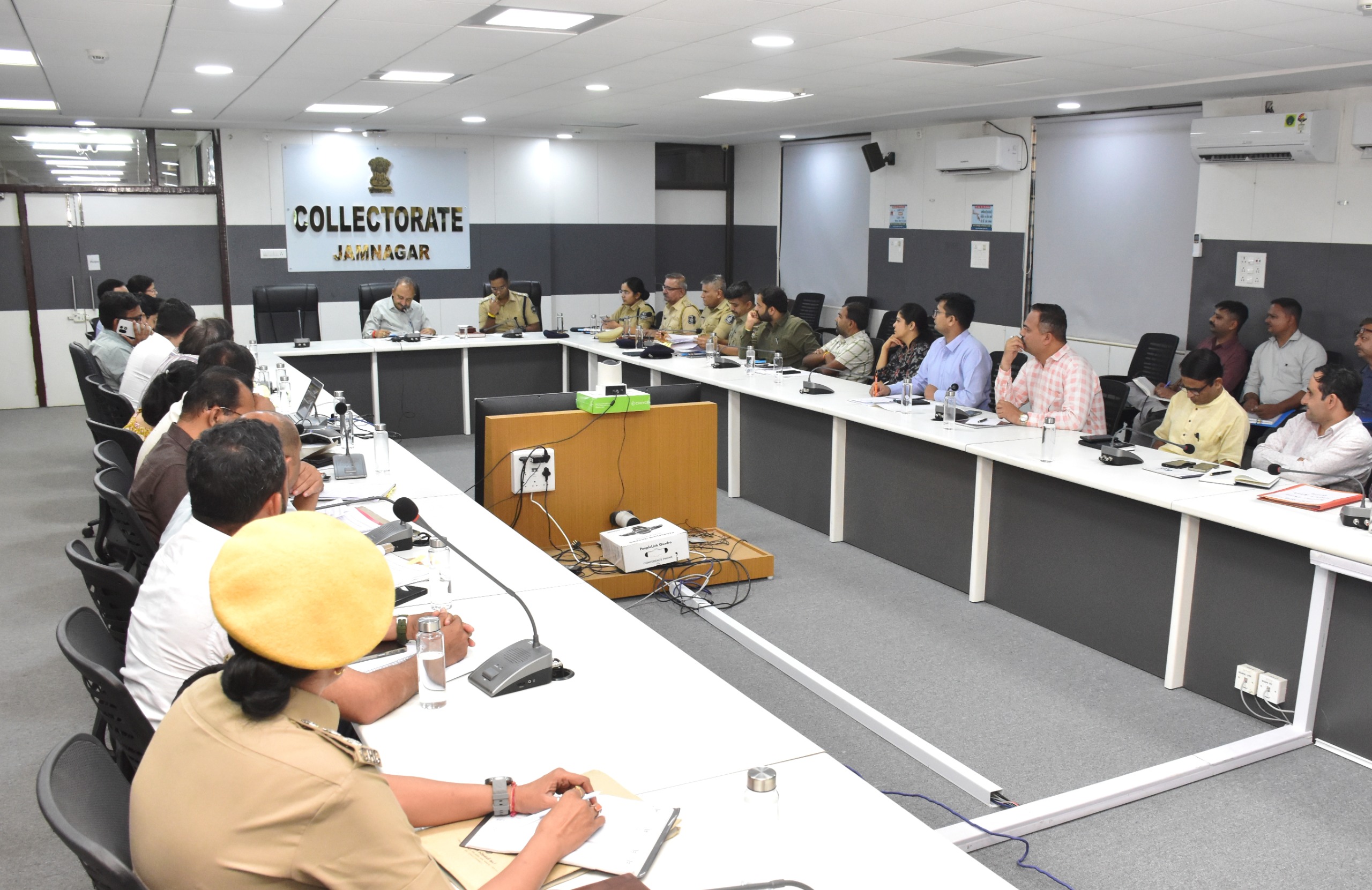 Aajkaal Daily (Desh Pardesh Ni Aajkaal)