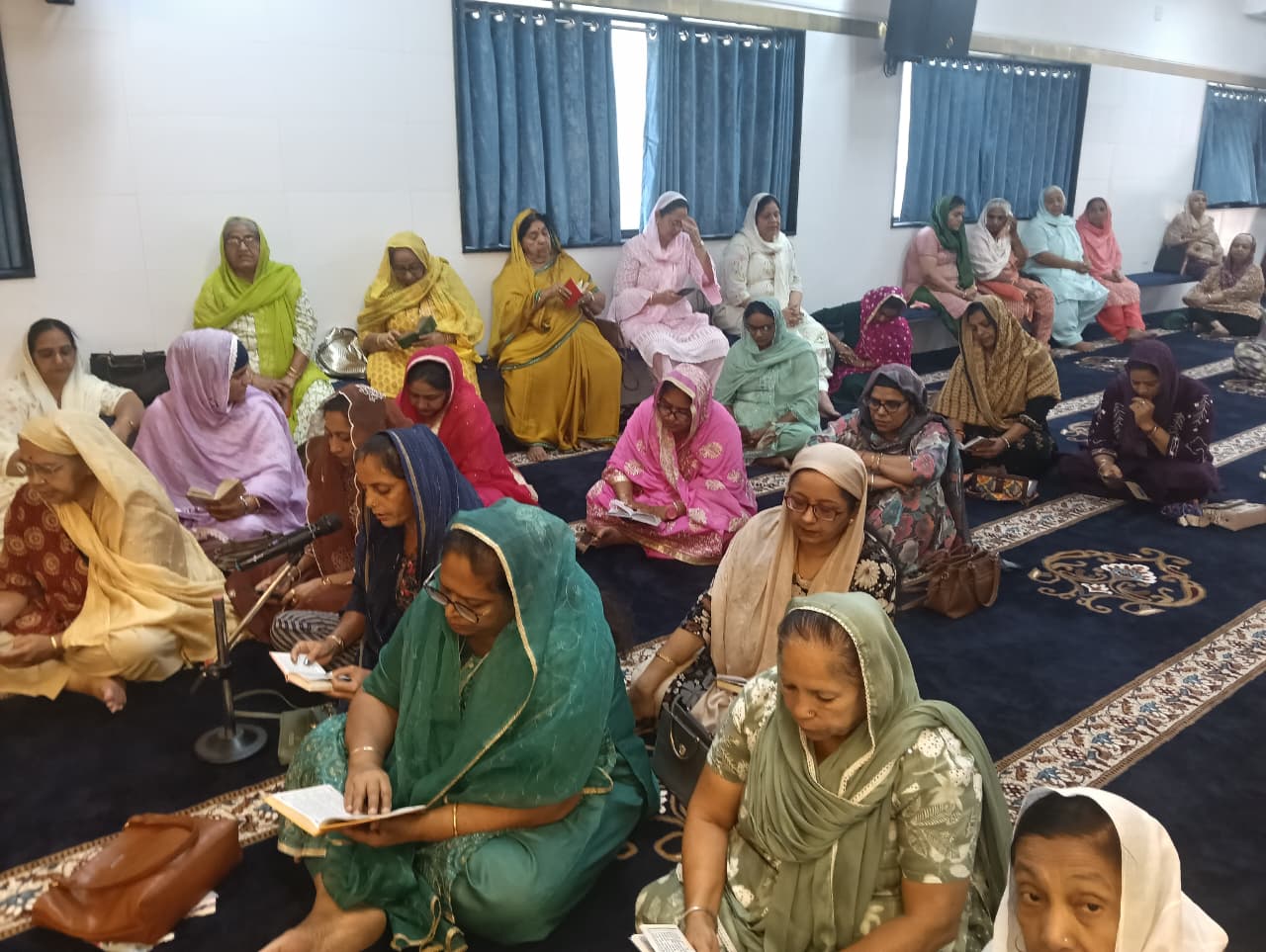 Aajkaal Daily (Desh Pardesh Ni Aajkaal)