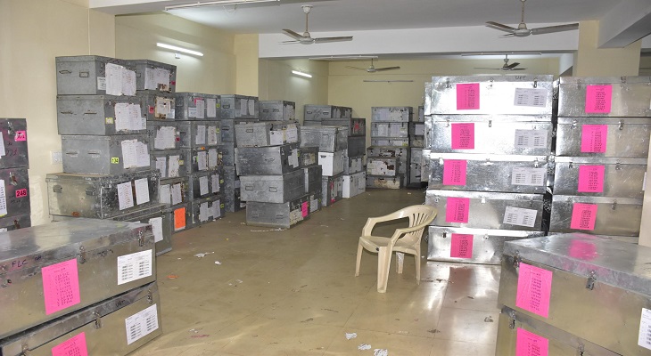 Aajkaal Daily (Desh Pardesh Ni Aajkaal)