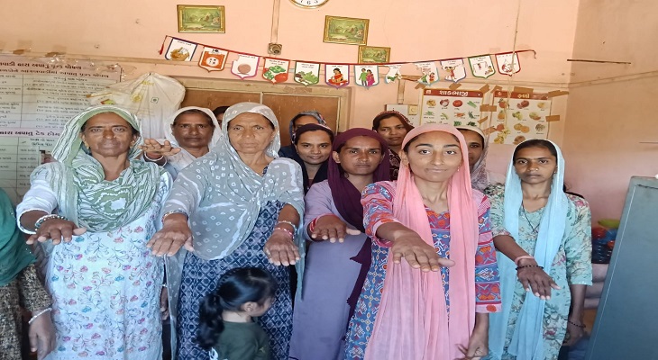 Aajkaal Daily (Desh Pardesh Ni Aajkaal)