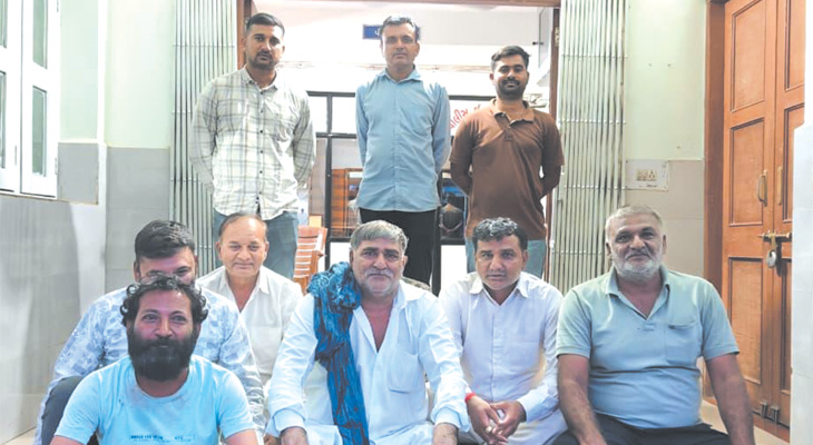 Aajkaal Daily (Desh Pardesh Ni Aajkaal)