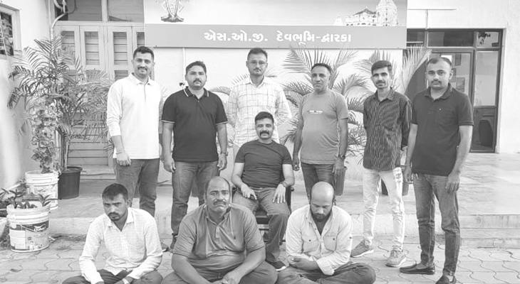 Aajkaal Daily (Desh Pardesh Ni Aajkaal)