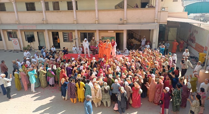 Aajkaal Daily (Desh Pardesh Ni Aajkaal)