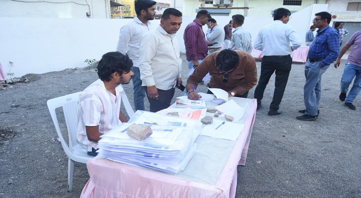 Aajkaal Daily (Desh Pardesh Ni Aajkaal)