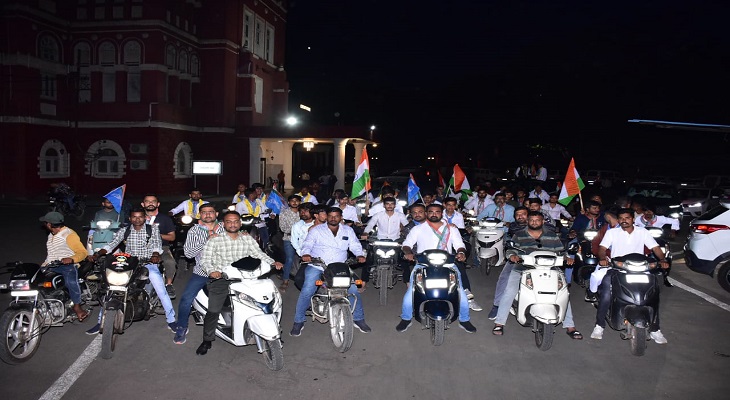 Aajkaal Daily (Desh Pardesh Ni Aajkaal)